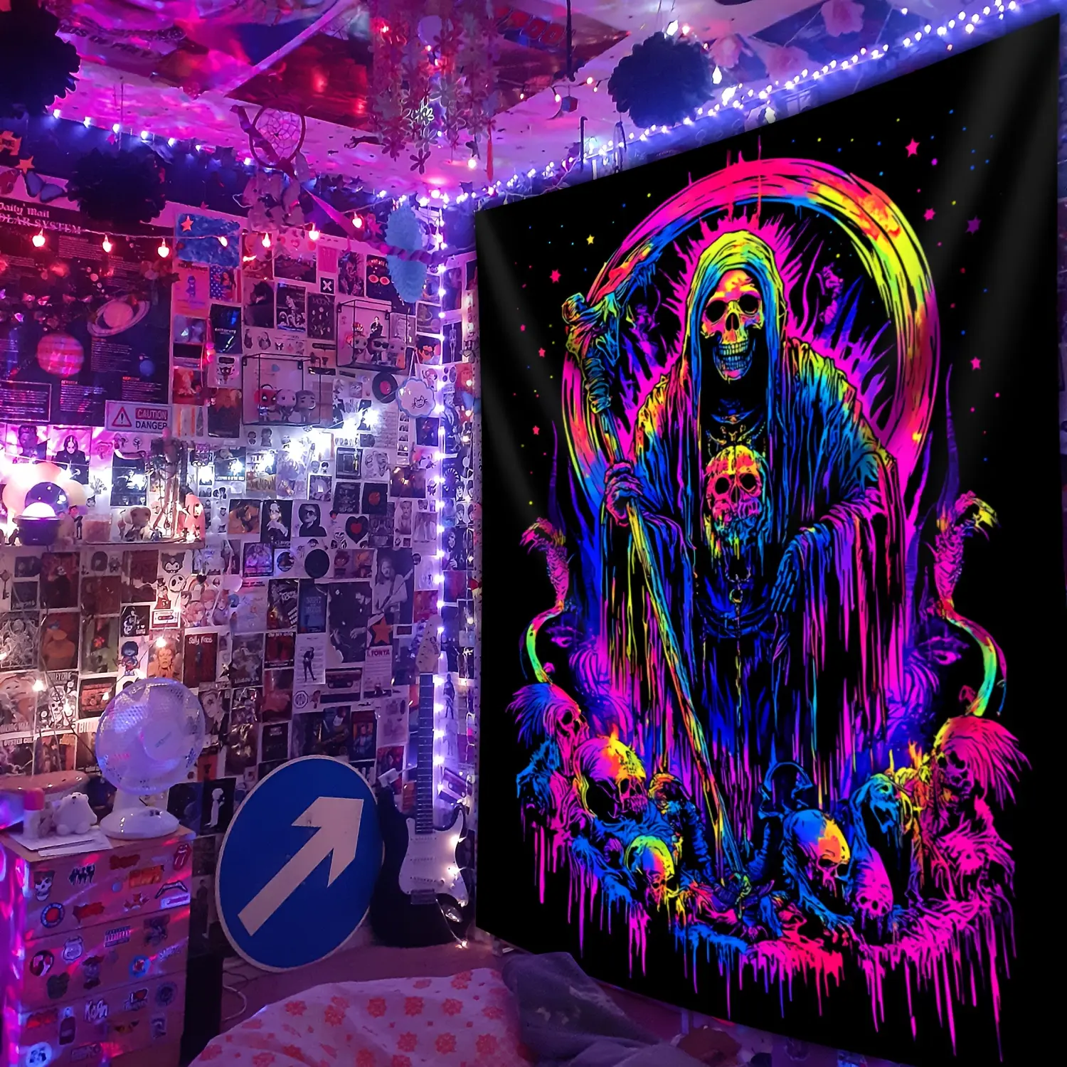 Glow in the Dark Grim Reaper Skull Figure Tapestry, Rectangular Synthetic Polyester Wall Decor, Machine Washable 60x40in Portrait Woven Holiday/Birthday Gift for Living Room - No Power Needed