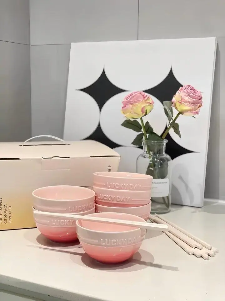 Sakura Macaron Bowls & Chopsticks Set - 4x Ceramic Bowls, 4x Chopsticks, Macaron Pink, High-Gloss Gradient Glaze, Microwave & Dishwasher Safe, 320ml Capacity