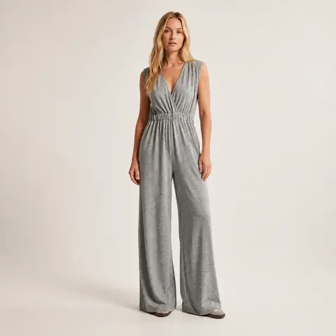 Elengatine Lady's Basic Sleeveless V-Neck Wide-Leg Overalls - Stretchy Elegant Fabric, Comfortable Elastic Waist, Pocketed, Soft Lightweight Loose Fit Casual Jumpsuit for Summer Vacation, Everyday Wear