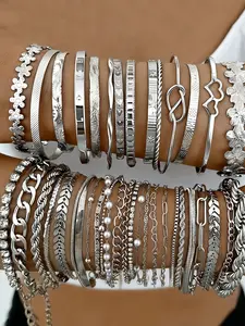 Women's Vintage Elegant Floral Heart Rhinestone Geometric Knot Chain Bracelet Set, Multi-Layer Design, Round Water Drop Texture, Fashion Jewelry Gift, Word Bracelets, Fashionable Bangles