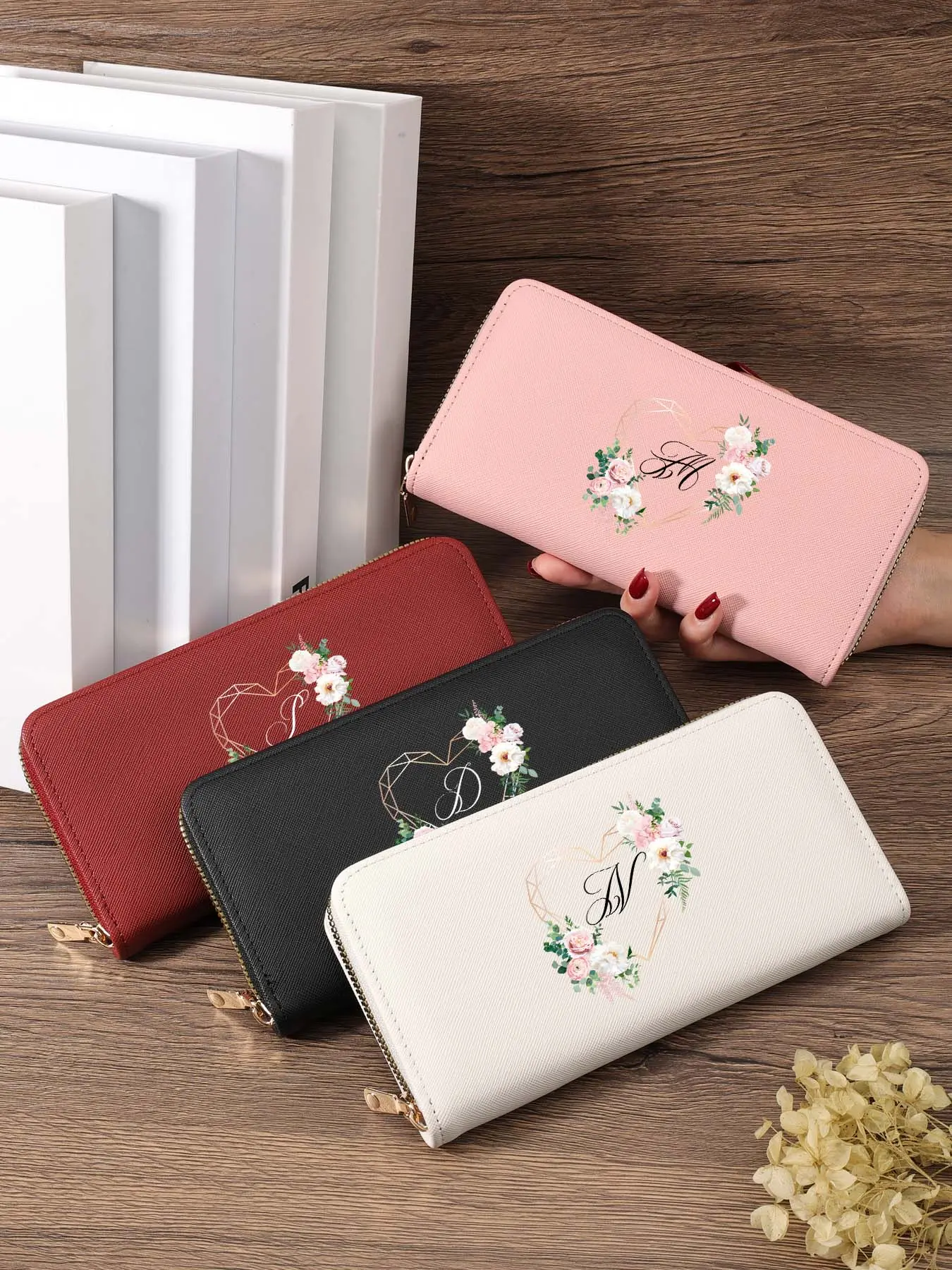 Classic Heart Floral Initial Long Zipper Wallet, Practical Large Capacity Monogram Clutch Bag Wear-Resistant Multi-Slot Pocket for Women Daily Use & Travel