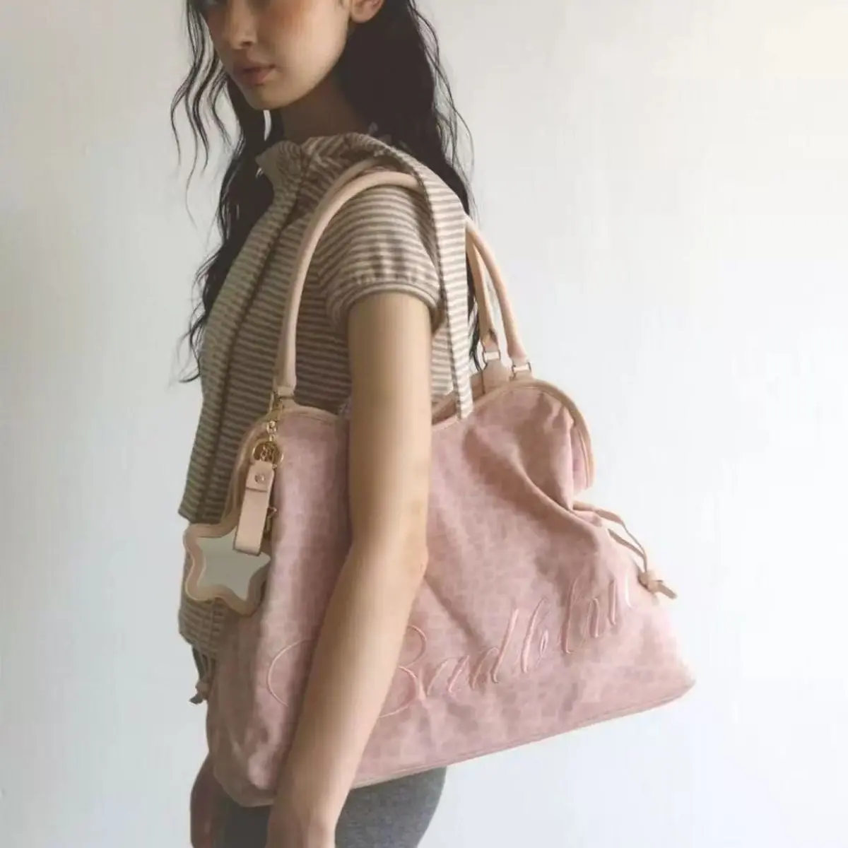 Embroidered Leopard Print Tote Bag, Star Mirror Pendant, Sweet Shoulder Bag Embroidered Leopard Print Tote Bag, Star Mirror Pendant, Sweet Shoulder Bag