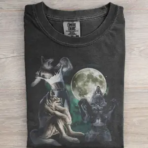 Alpha Wolf Vintage 90s T-Shirt, Retro Meme Tee, Grunge Clothing Aesthetic, Emo Silly Wolf Graphic Shirt, Alpha Wolf, Washed Oversize Shirt