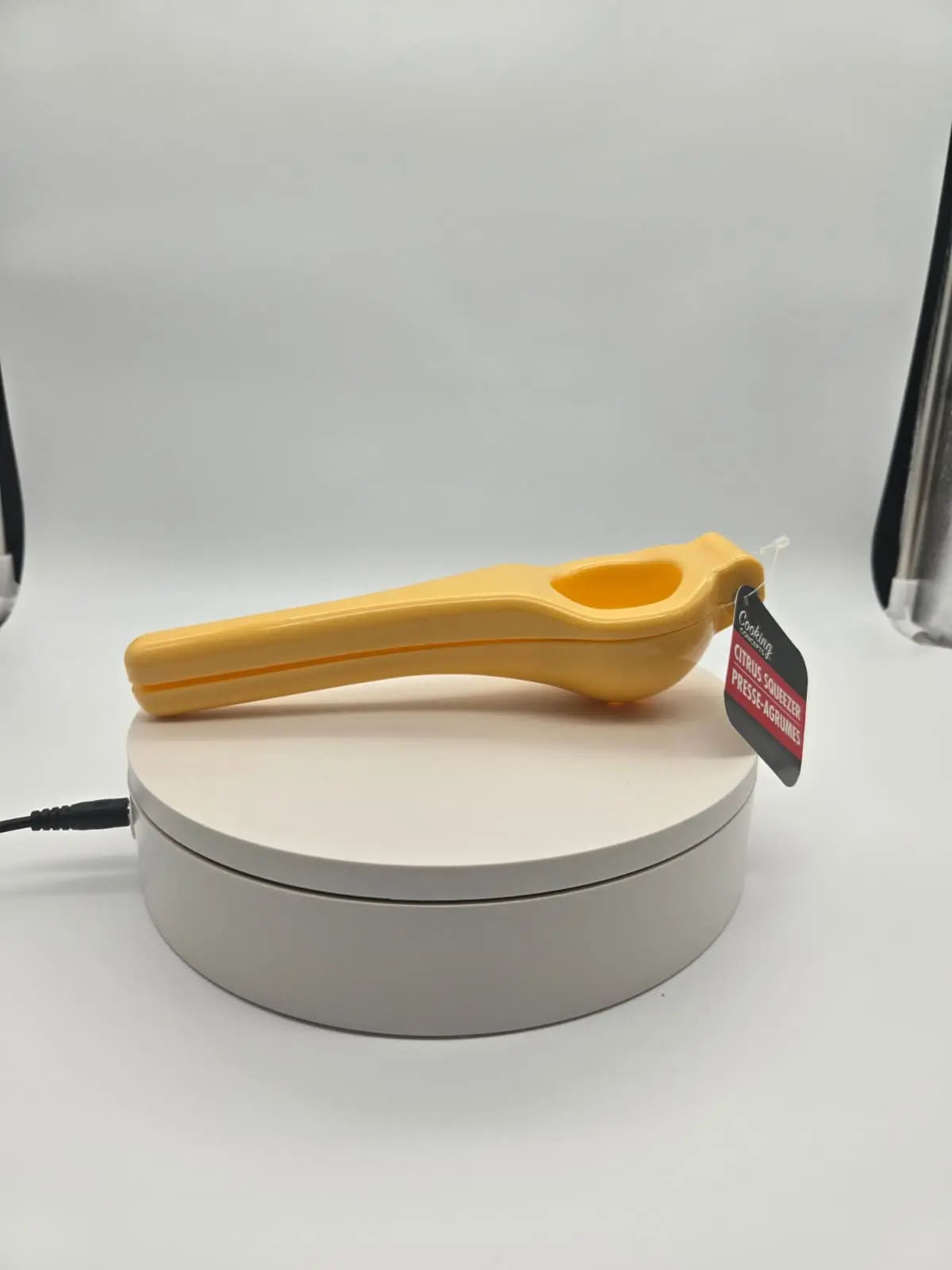 Manual Lemon Squeezer