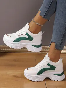 Women's casual lace-up sports, Athletic shoes, Breathable Mesh Sneakers, with a breathable upper, thick-soled height-increasing option that pairs well with jeans and skirts, suitable for everyday casual and commuting outfits