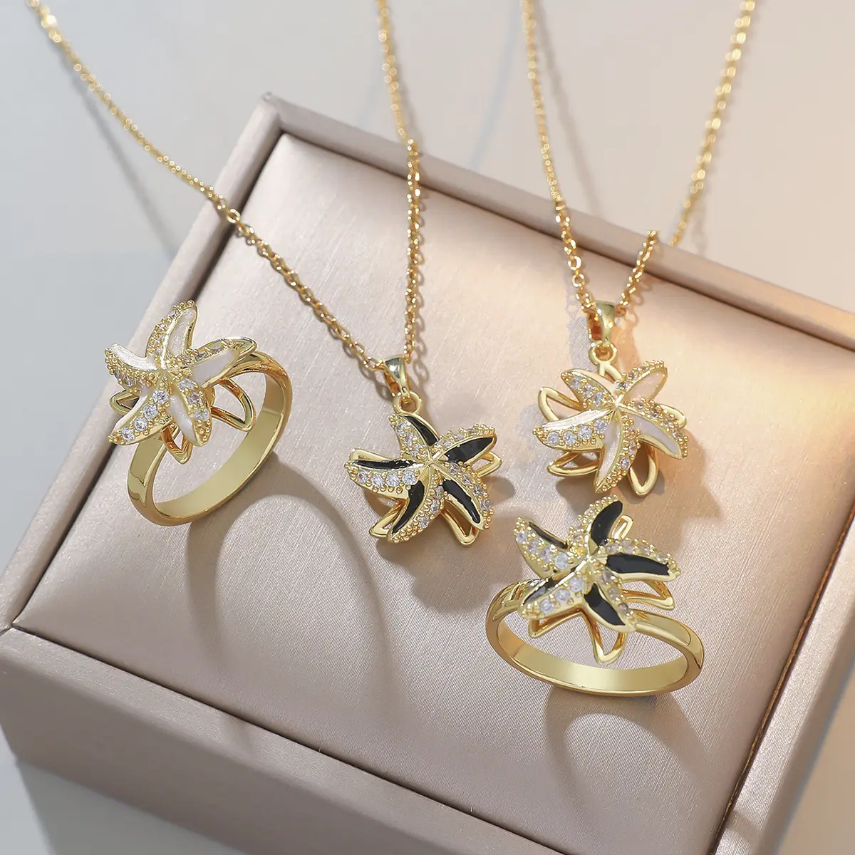 Starfish Jewelry Set Starfish Necklace Ring, New Fashion Accessory, Trendy And Unique Ring Set, Titanium Steel Necklace