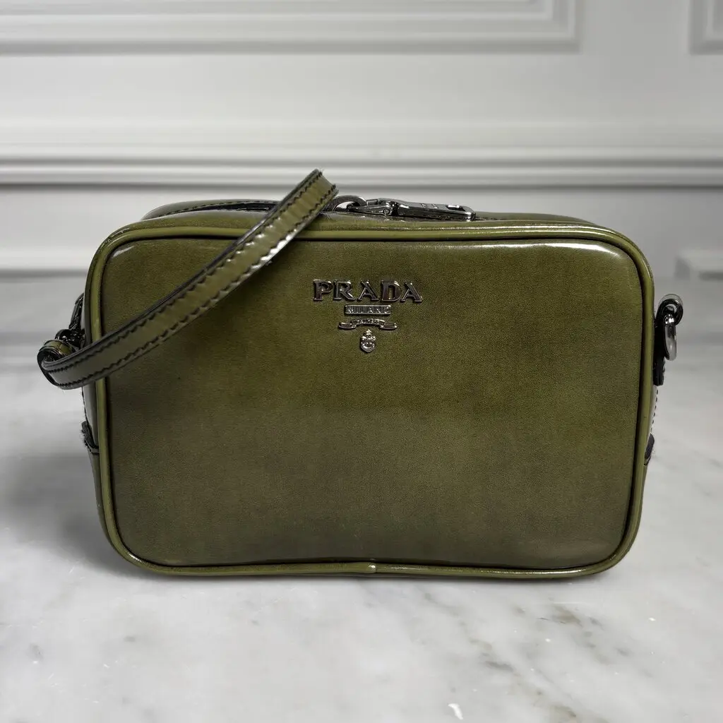Pre-owned PRADA Patent Leather Crossbody Bags Green Mini Crossbody Bag