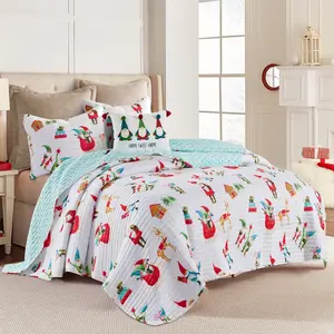 Gnome for the Holidays White Quilt
