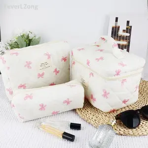 FeverLZong Quilted Large Makeup Bag Set Floral Quilted Makeup Organizer Set Cute skincare and make up bag multifunctional