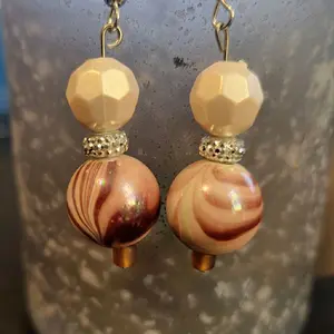 Cream and Brown Swirl Earrings with Faceted Beads and Sparkling Accents for Elegant Looks