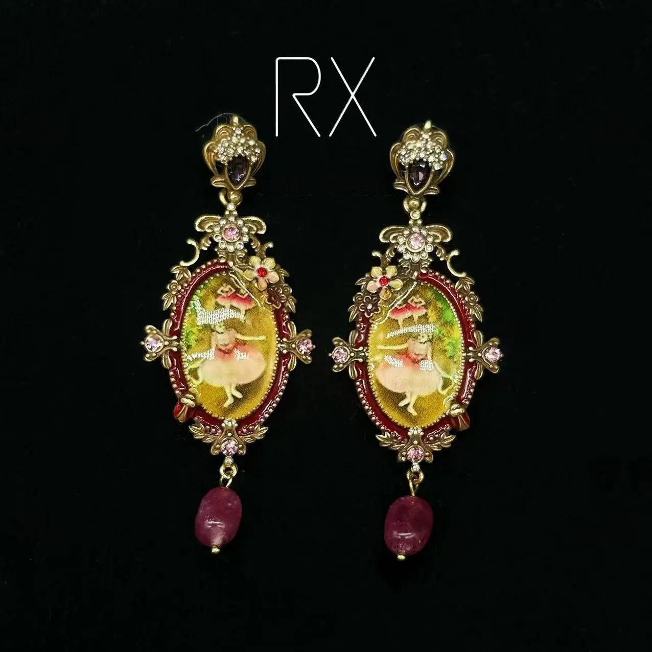 Enamel Pattern Design Vintage Earrings With Diamond Inlay