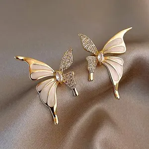 Fashion Cute Butterfly Stud Golden Color Earrings Fashion Jewelry
