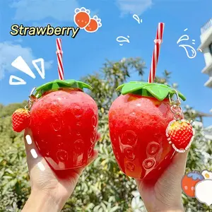 2 Pack 500mL/16.9oz Strawberry-Shaped Cup and Strawberry-Patterned Cup With Lid, Straw and Strawberry Pendant for Water Bottle Cocktail Glasses Plastic Juice Cups/Drinking Cups/ Summer Cups for Summer, Home Goods, Afternoon Tea,Picnic,Festive Celebra