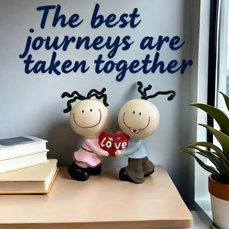 Cartoon couple ornaments, desktop decorative ornaments and dolls, cute character statues are suitable for home and car decoration, romantic gifts for couples, cute and fun love-themed decorations for cars, festival decorations, couple gifts