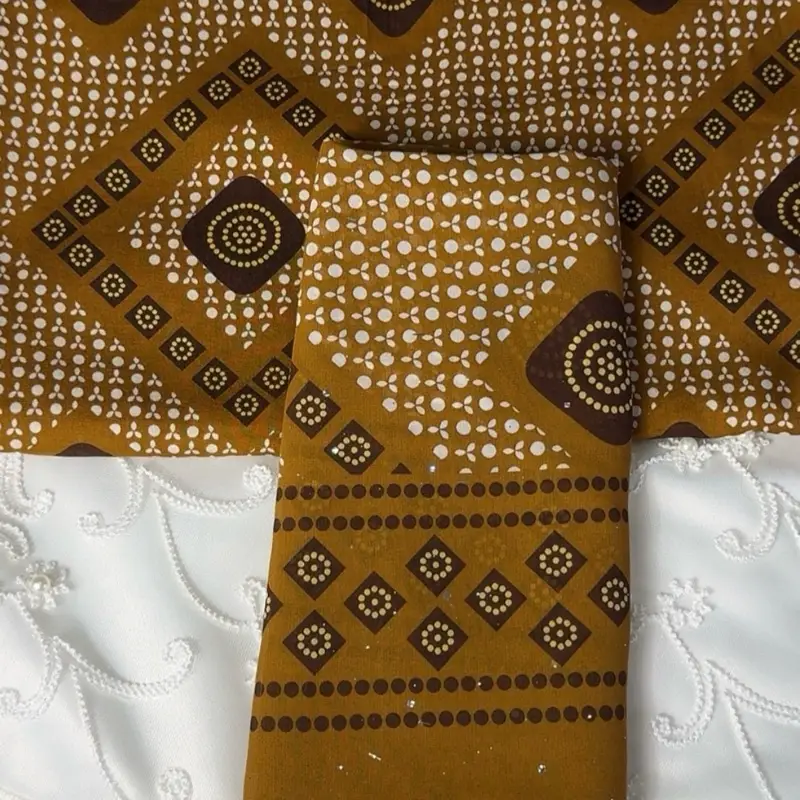 New Somali Shash Baati and Qafiif Garbasar Wedding Fabric Items in Black White Gold Patterns for Elegant Occasions Womenswear Traditional