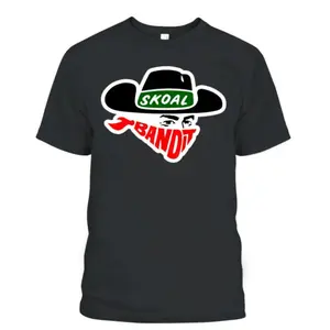 Vintage Racing Graphic T-Shirt – Retro Outlaw Cowboy-Inspired Logo Design with Bold Bandana & Black Hat Art, Soft Oversized Tee for Motorsports Fans and Country Music Culture Style