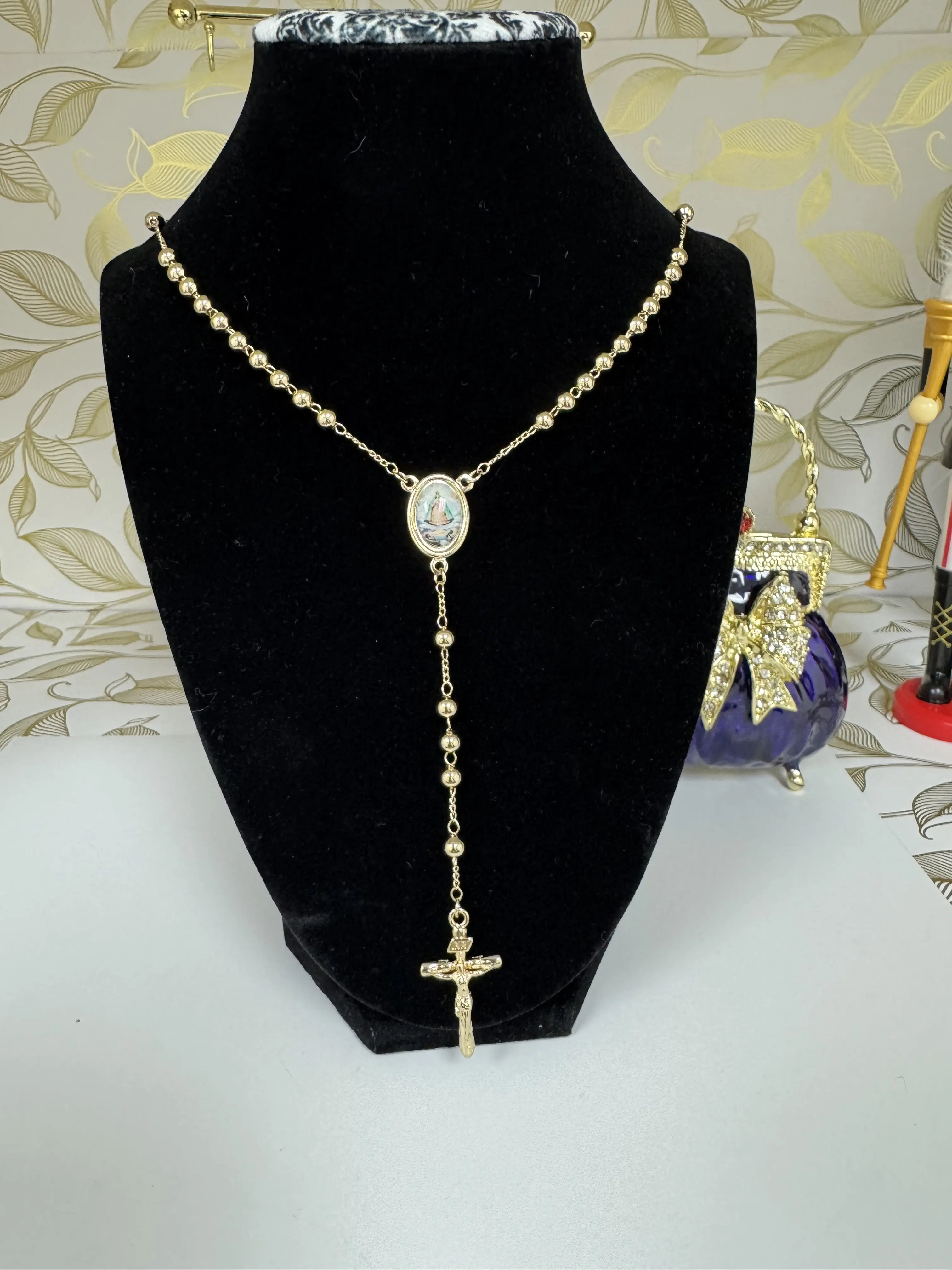 14K Gold Filled Virgen de la Caridad Rosary - Luxurious Religious Rosary for Daily Prayer & Meditation