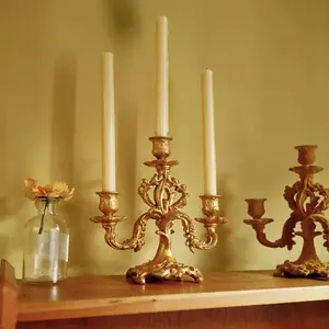 Vintage Candle Holder, 1 Count Baroque-Style Candlestick Holder, European-Style Decoration for Home Living Room Bedroom Dining Room, Ornaments, Vintage Candle Stand