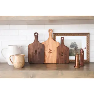 Ivy Initials Personalized Cutting Board Classic - 060