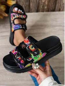 Women's Thick Sole Sandals Summer Outdoor Fashion Versatile Casual Ethnic Style Buckle Anti-Slip Beach Slippers