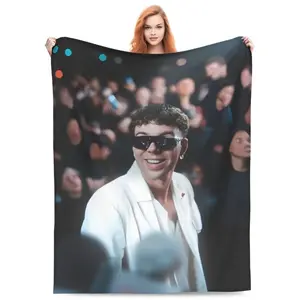 Singer Quevedo Blankets Fleece Decoration Reggaeton Latin Pop Lightweight Thin Throw Blanket for Home Bedroom Plush Thin Quilt Children's Day Thanksgiving Valentine's Day comfortable and soft gift