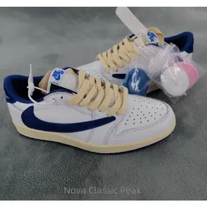 Low-top basketball shoes with hooks in white and blue for both men and women