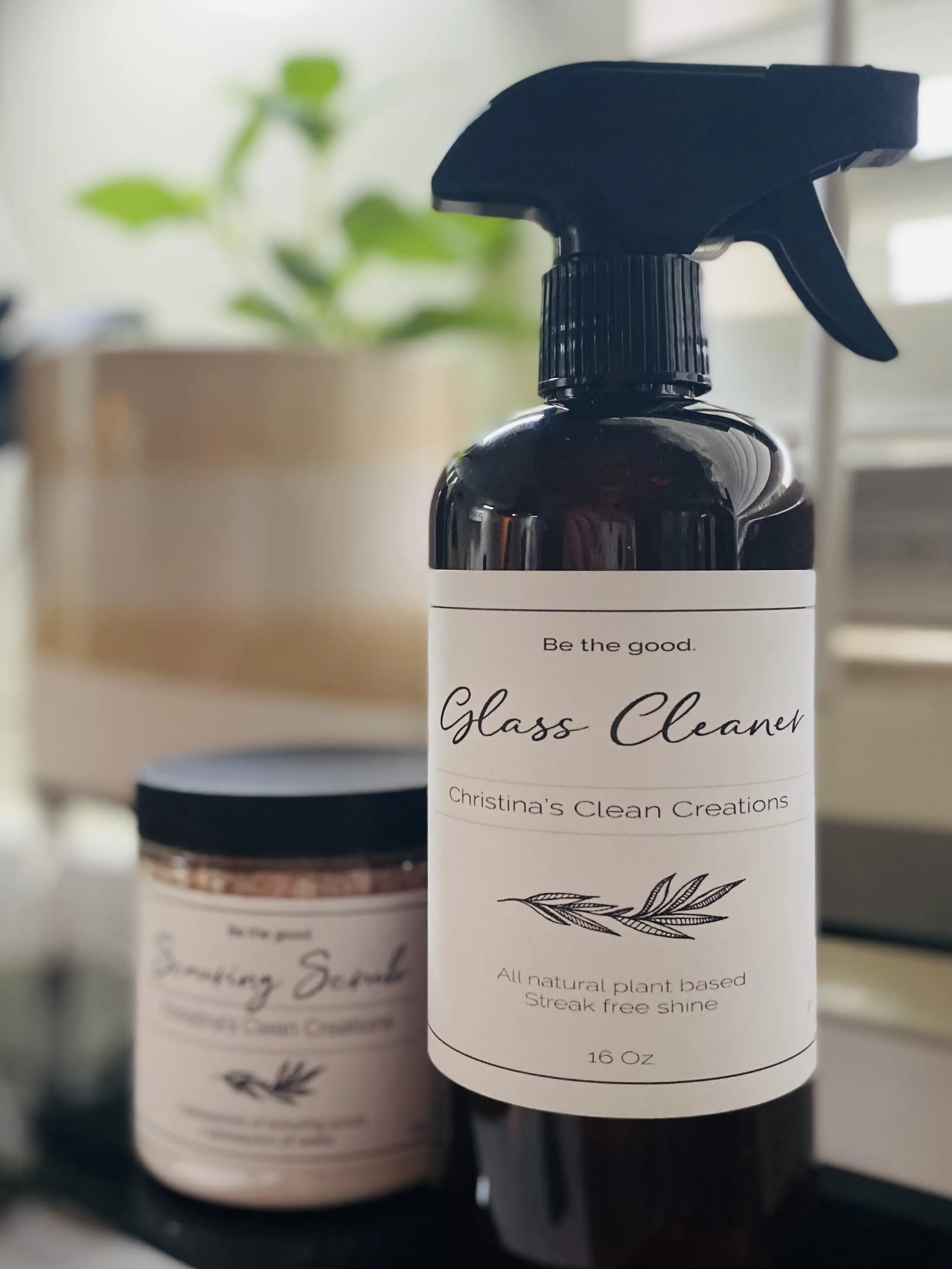 All-Natural Glass Clearner Kitchen Anti-bacterial, Liquid, Cleans any surface,Safe for babies, Safe for pets, Organic, Plant Based, Eco Friendly