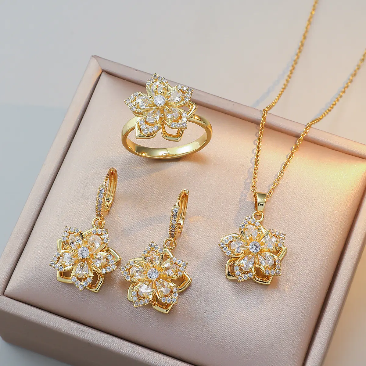 4PCS Bauhinia Flower Jewelry Set, Necklace Ring Earrings for Women Zircon Flower New Design Pendant Elegant Set Titanium Steel Necklace