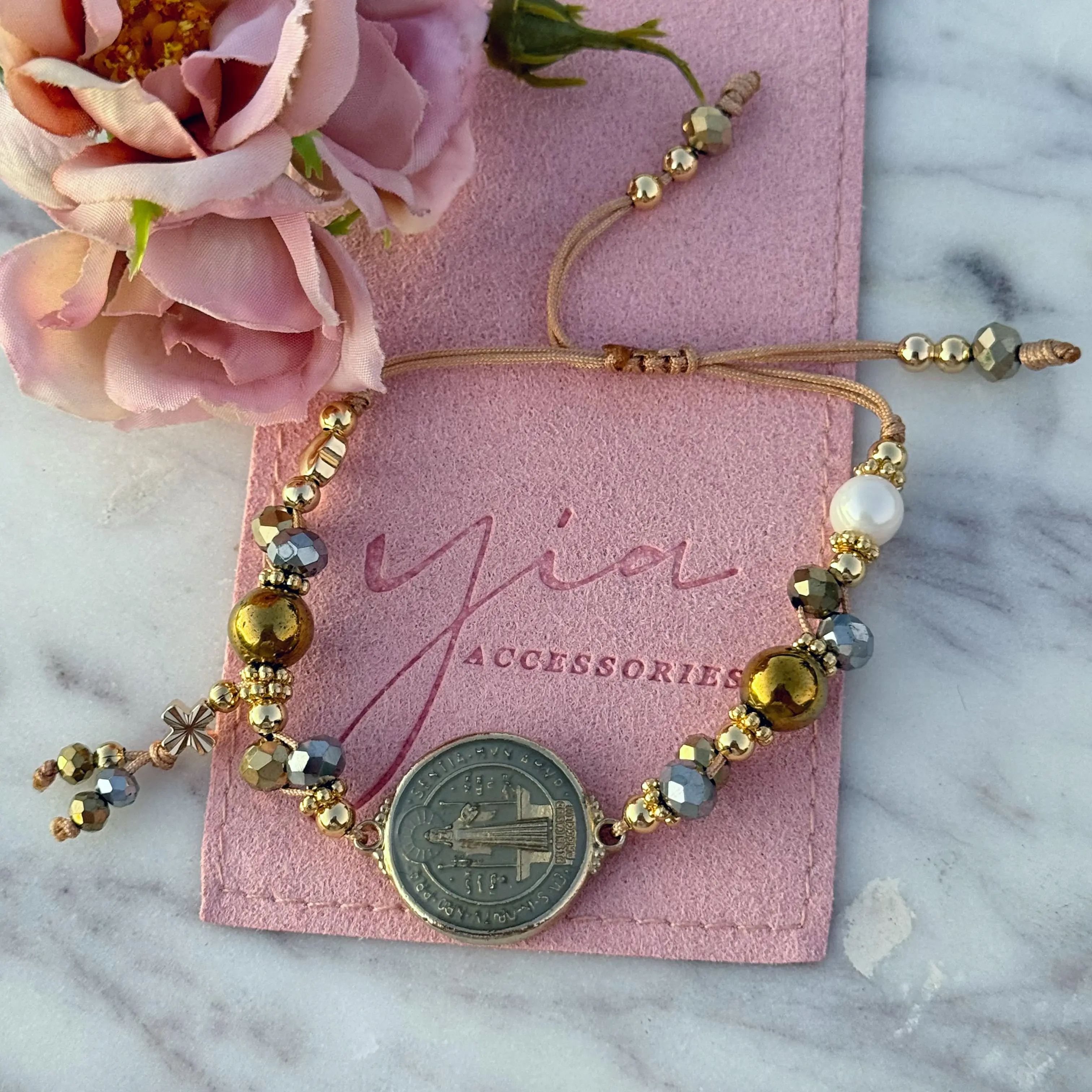 San Benito Medalla Bracelet, Gold Plated Adjustable Beaded Fashion Bracelet with Mal de Ojo Protection Charm for Women, Bead Bracelets