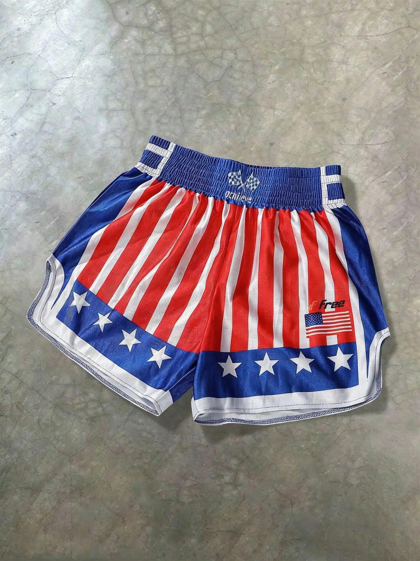 Men's USA Flag Striped Star Boxing Shorts, Elastic Waist Athletic Training Shorts, Suitable for Combat Sports and Daily Wear, Casual Graphic Shorts, Fight Shorts
