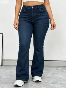 【Plus Size】 Plain Pocket Button Flare Leg Jeans, Casual Comfy Bell Bottom Denim Pants for Daily Wear, Women's Plus Clothing for All Seasons WH50