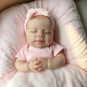 Winnrok Reborn Baby Dolls, 17" Lifelike Baby Girl Dolls Gift Set for 3+ Year Old Kids,Realistic Newborn Baby Dolls with Soft Vinyl Silicone Full Body with Light Skin