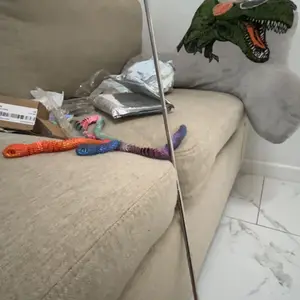 Telescopic Pointer Finger Stick - Bright Colored Telescopic Teachers Pointer for Classroom, Perfect Pointing Stick for Kids Reading & Presentation Pointers, Classroom Supplies