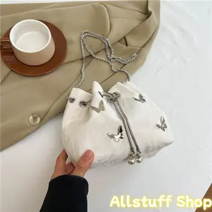 Design Pleated Drawstring Butterfly Shoulder Messenger Bag Versatile Chain Bucket Bag with Unique Pleated Design & Secure Drawstring Closure for Everyday Use