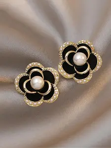 French Vintage Simple Camellia Earrings Set for Women, Versatile Floral Jewelry for Any Occasion, Elegant Accessory for Ladies, Ear Studs