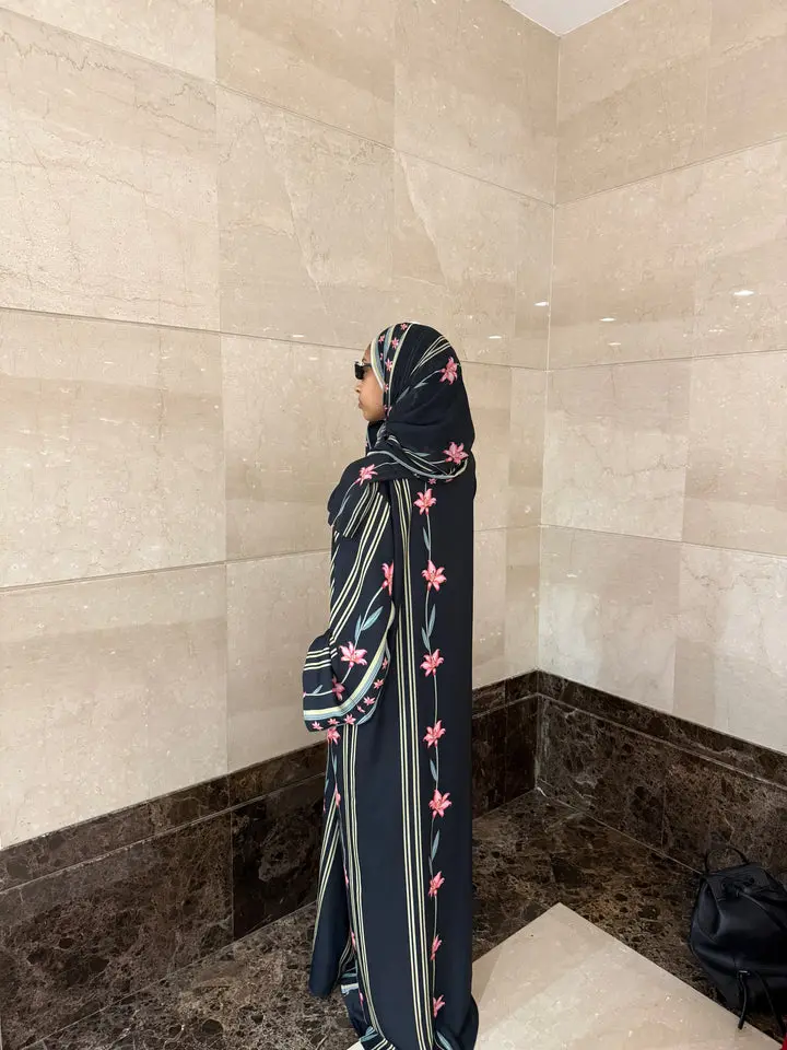 Lily Blossom Abaya
