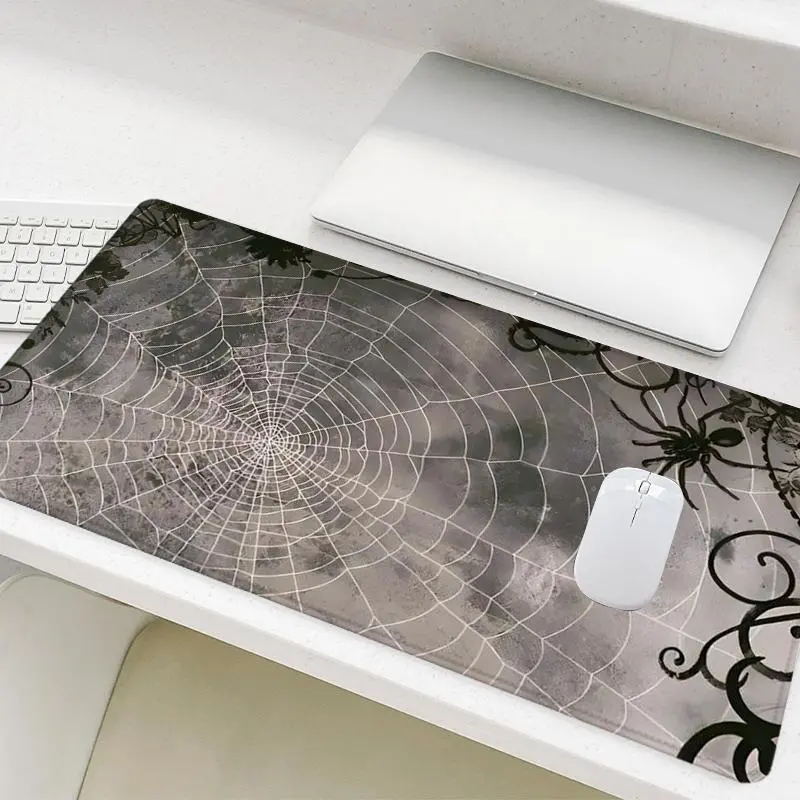 Spider Web Pattern Mouse Pad, Rectangle Gaming Mouse Pad, Non-Slip Rubber Base Stitched Edge Desk Pad for Home Office Game Room