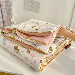 Pink Floral and Puppy Print Summer Lightweight Quilt Ultra-soft and skin-friendly air-conditioning blanket, summer cooling quilt Ideal for summer use in bedrooms, offices, beds, living rooms, and home relaxation