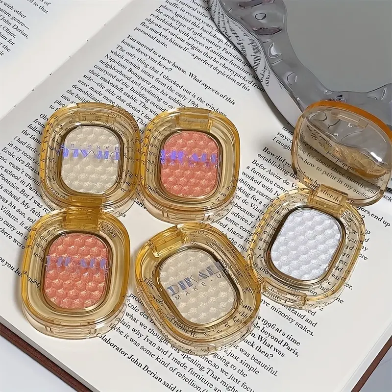 Pearlescent White Highlighter Eyeshadow for a Brightening, Sparkling Glow, Soft Putty Single Color Eye Makeup, Cosmetic, Youth, Sequined Pigment