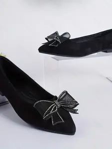 French Vintage Pointed Toe Flat Shoes for Women, Ballet Flats, Casual Plaid Slip-On Sneakers, Medium Width, All Seasons, Perfect for Knit Skirts & Jeans