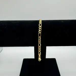 Manilla semisolida talla 7” oro 10K 4mm