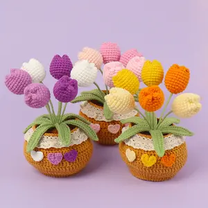 Room Decor Indoor Plants Handmade Crochet Tulip Potted Plant, 1 Count Knitting Tulip Potted Plant, Christmas 2024 Ornament, Tulips Artificial Crochet Bouquet Desktop Decoration for Home Office, Gift for Friend & Family, Flowers, Interior