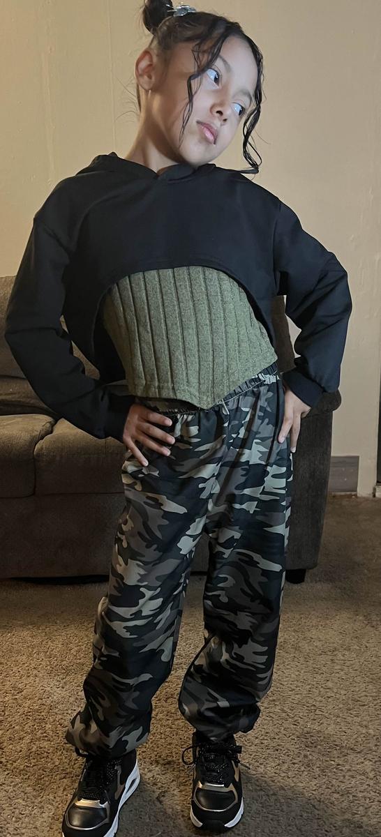 Item: Multicolor, 8Y