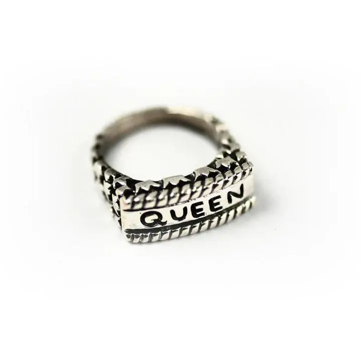 Endearing Ring - "Queen"