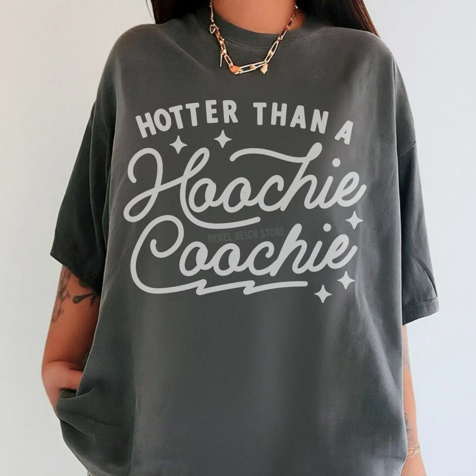 Hotter Than A Hoochie Coochie Graphic Tee Shirt for Women Trendy Vintage Oversized Western Rodeo Y'all Howdy Comfort Colors t-shirt
