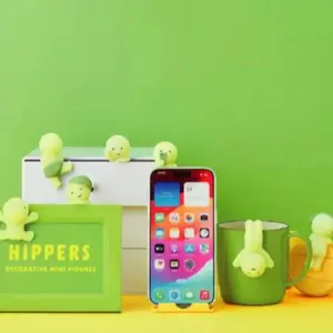 Dynamic Series Cute Glowing Doll Figure, Cartoon Desktop Blind Box Surprise Gift, Car Dashboard and Phone Screen Decoration, Glow in Dark