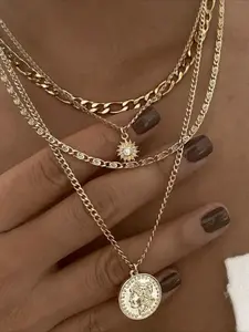 Vintage 18k Gold Pendant Multi-Layer Necklace Set Layered Necklaces Perfect Gift for Women Friend Girls Birthday Christmas Creative Choice