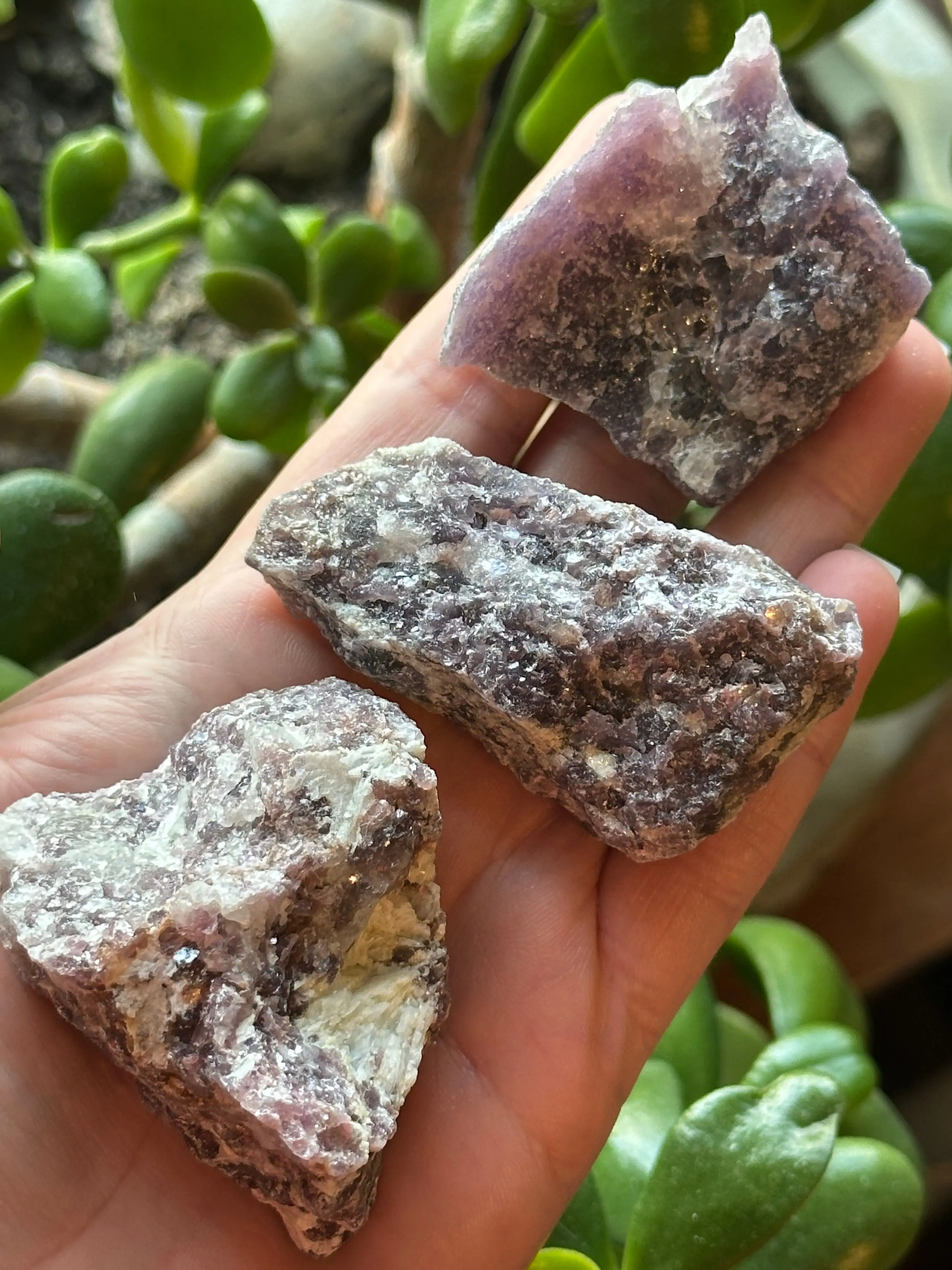 Lepidolite Raw