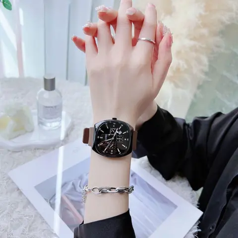 Unisex Minimalist Style Casual Quartz Analog Silicone Wristwatch - Buckle Closure, Waterproof, Luminous Glow Dial, Multiple Time Zones, Multicoloured, Designer-Inspired Fashion Accessory
