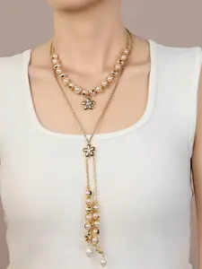 1 elegant double-layer pearl flower necklace, with sparkling pearls and diamond inlaid flower pendant, outlining a gentle and noble atmosphere, suitable for daily commuting, dinners and dates, and also an exquisite gift to convey feelings.